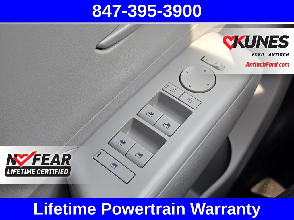 Used 2024 Hyundai Kona SEL AWD/4WD image 43