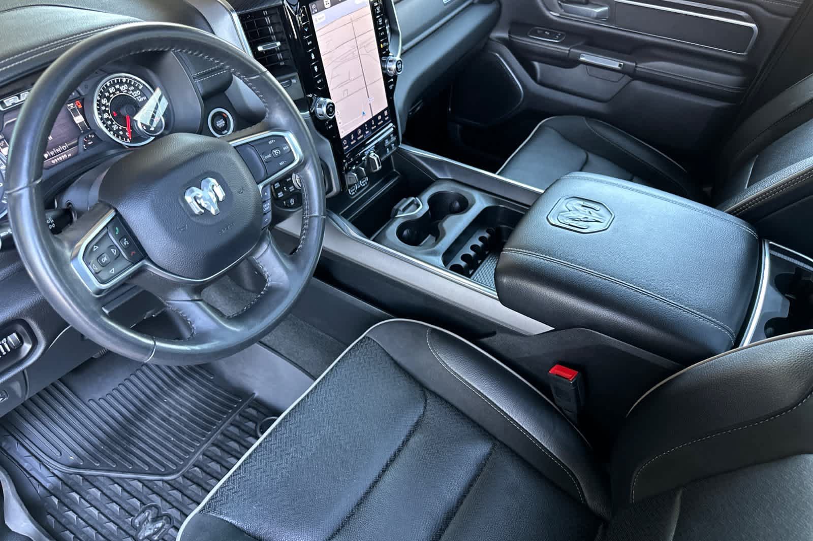 Used 2024 RAM 1500 Laramie AWD/4WD image 11