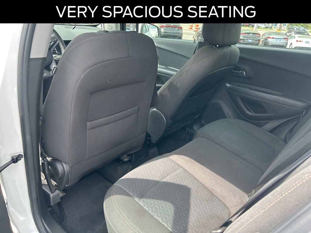 Used 2020 Chevrolet Trax LS image 15