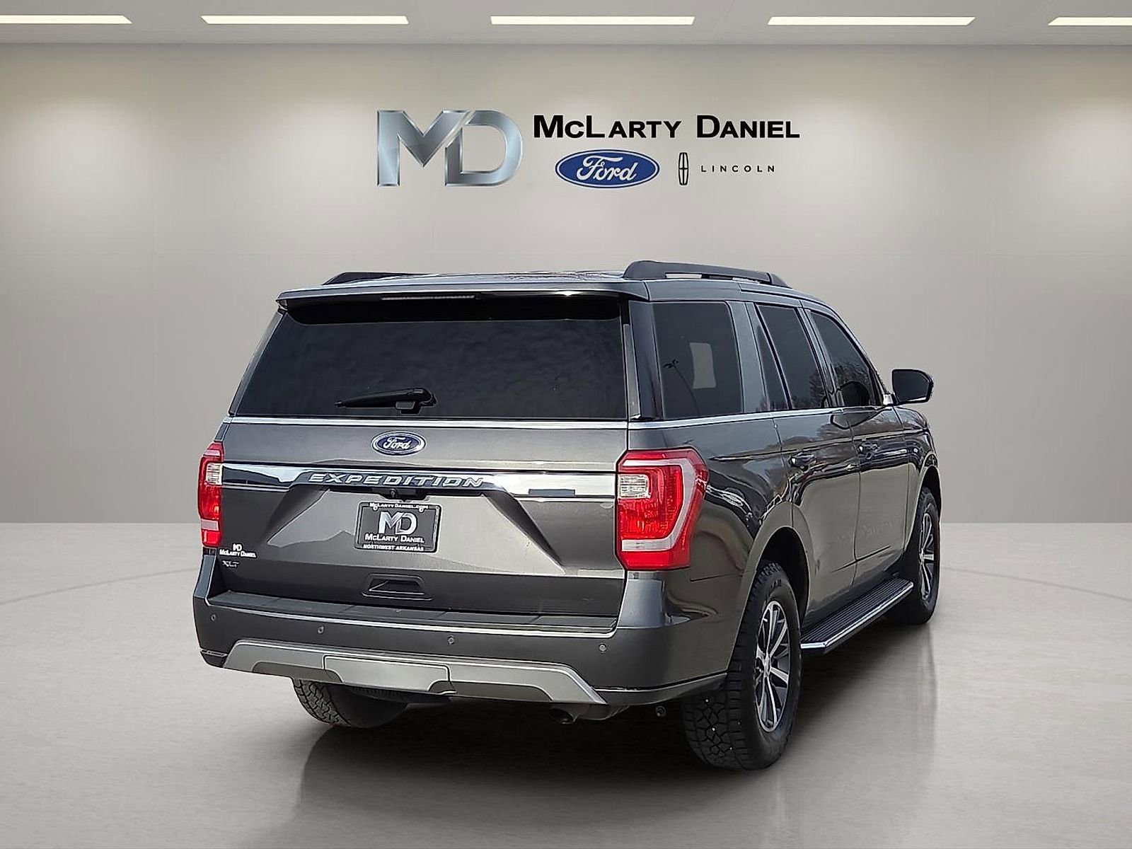 Certified 2021 Ford Expedition XLT image 5