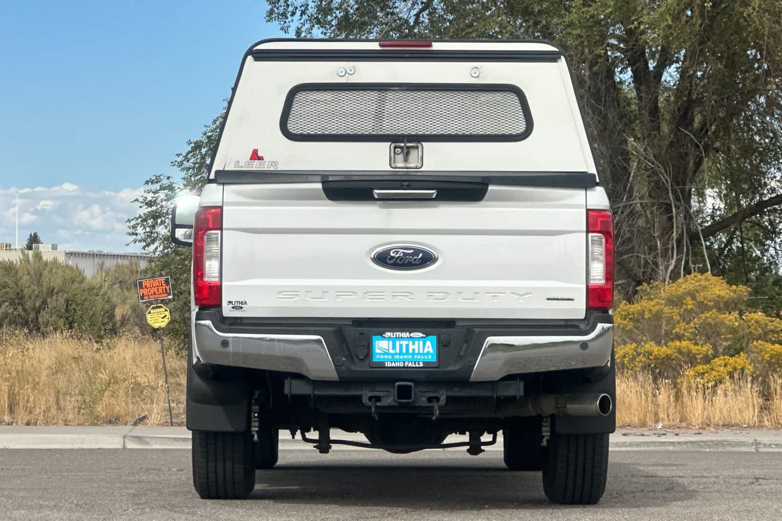 Certified 2017 Ford F250 XLT w/ XLT Premium Package AWD/4WD image 7