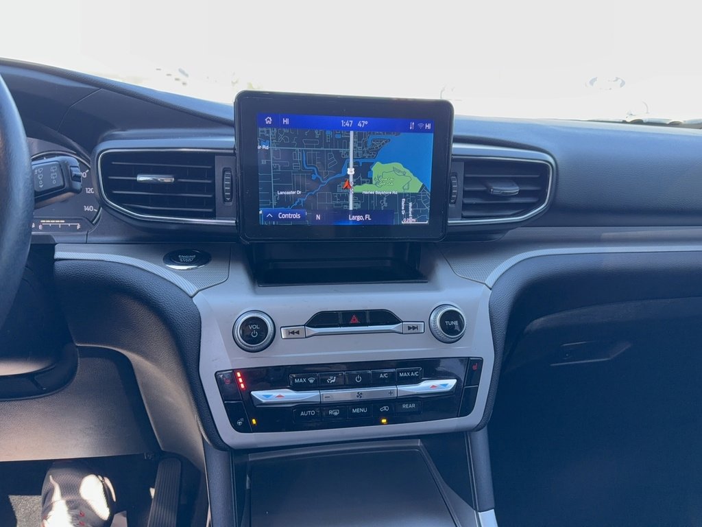 Certified 2023 Ford Explorer XLT w/ Equipment Group 202A image 21