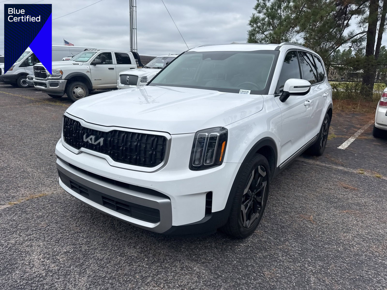 Used 2023 Kia Telluride EX w/ EX Captain's Chair Package
