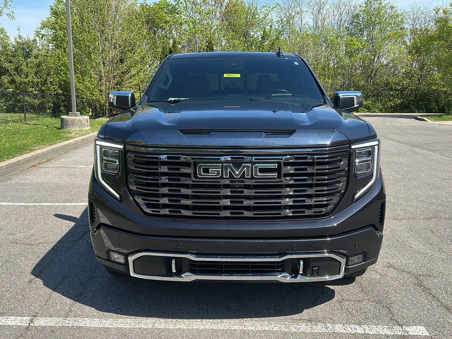 Used 2023 GMC Sierra 1500 Denali Ultimate image 8