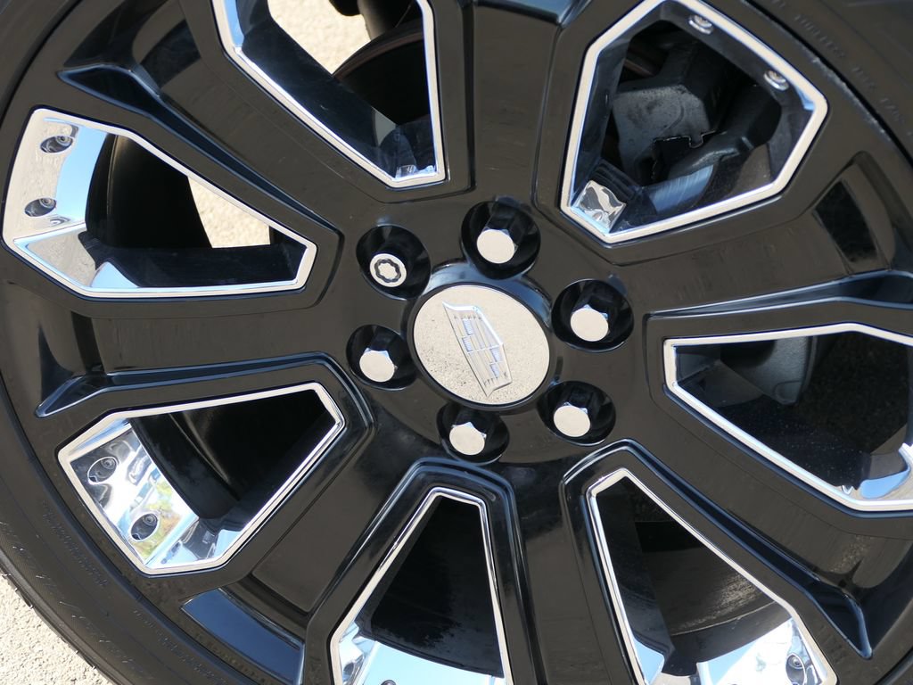 Used 2019 Cadillac Escalade Luxury RWD image 12