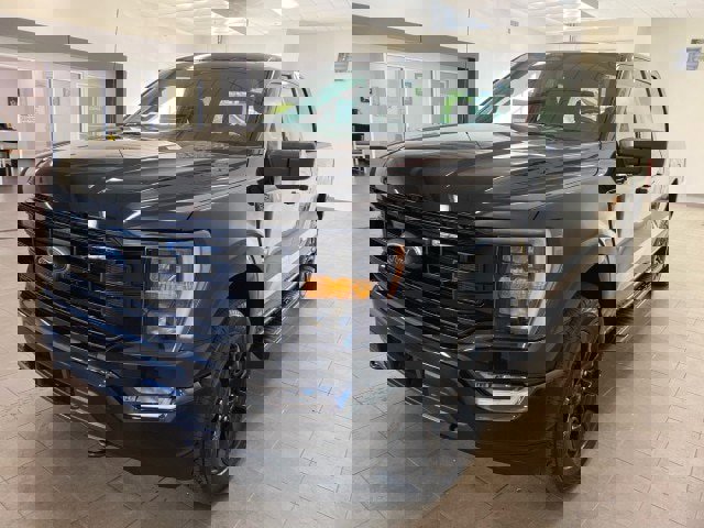 Certified 2022 Ford F150 XLT w/ Equipment Group 302A High image 4