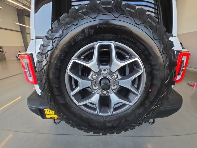 Certified 2025 Ford Bronco Badlands AWD/4WD image 28