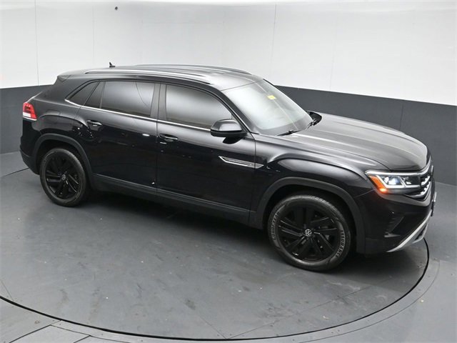 Used 2022 Volkswagen Atlas Cross Sport SE w/ Black Wheel Package image 23