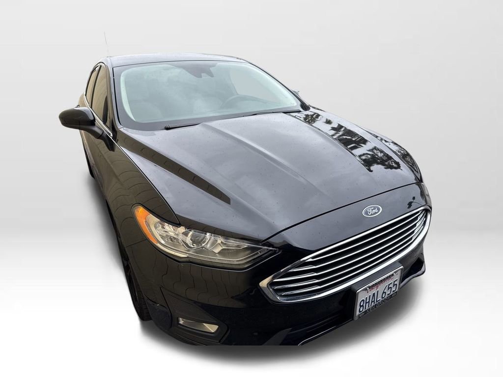Certified 2019 Ford Fusion SE w/ Equipment Group 151A image 2