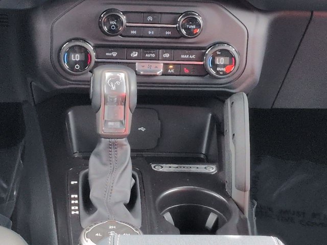 Certified 2024 Ford Bronco Outer Banks AWD/4WD image 19