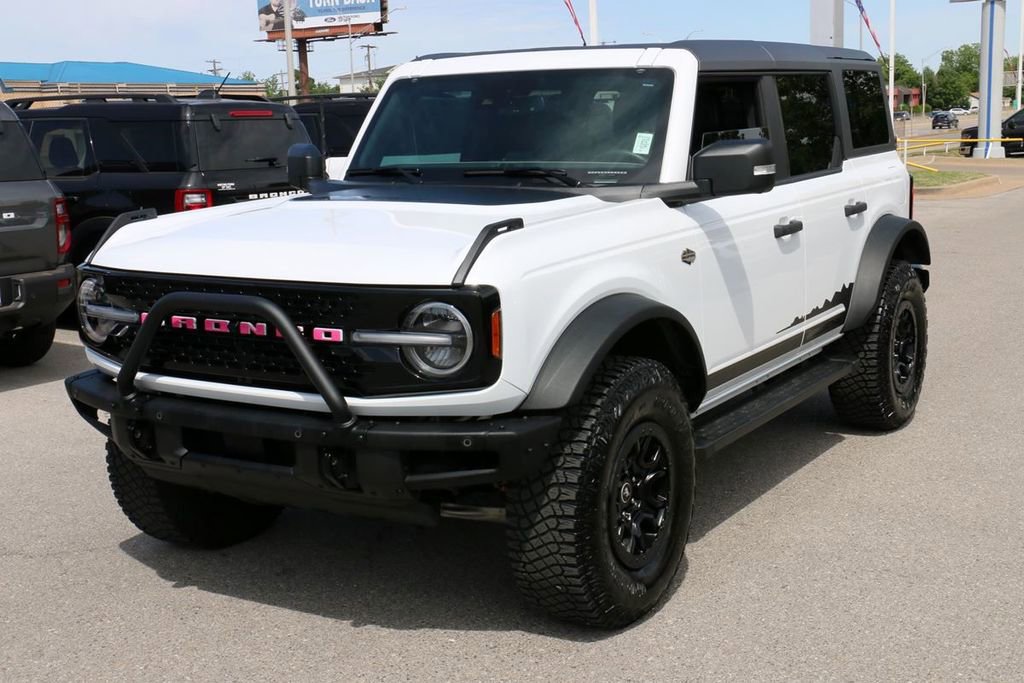 Certified 2024 Ford Bronco Wildtrak AWD/4WD image 2