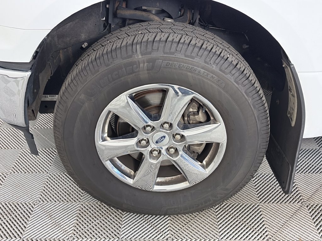 Certified 2018 Ford F150 XLT w/ Equipment Group 302A Luxury AWD/4WD image 8