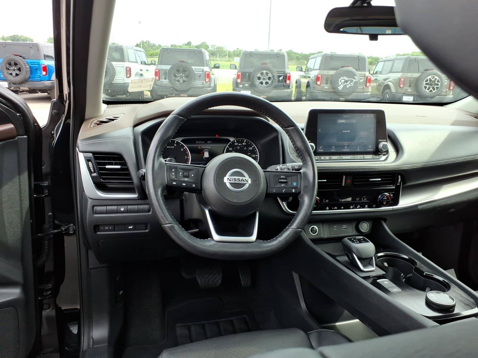 Used 2021 Nissan Rogue SV w/ Premium Package AWD/4WD image 15