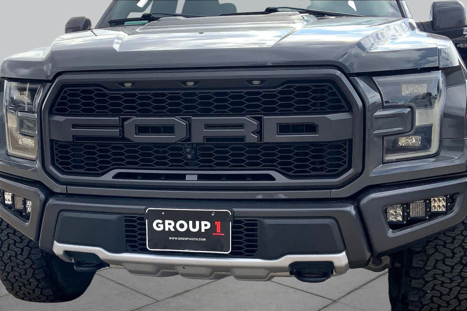 Certified 2020 Ford F150 Raptor w/ Equipment Group 802A Luxury AWD/4WD image 30