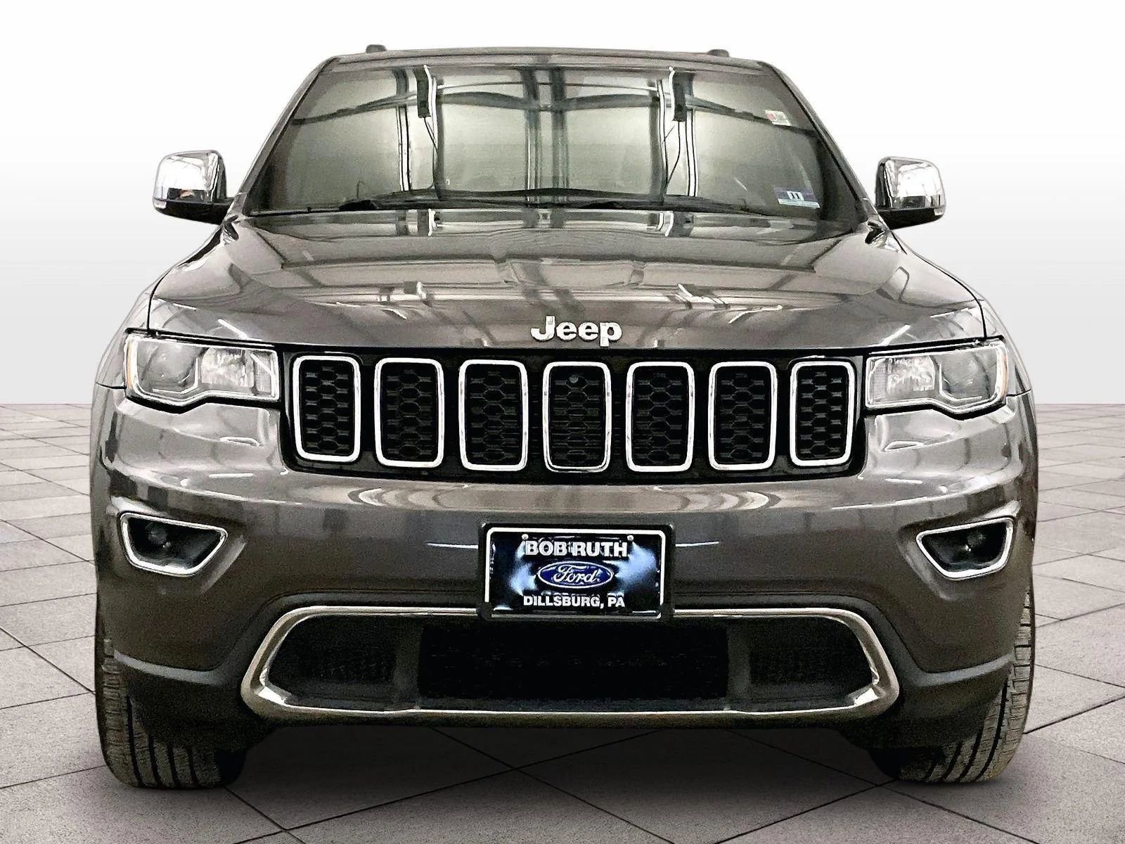 Used 2020 Jeep Grand Cherokee Limited AWD/4WD image 3