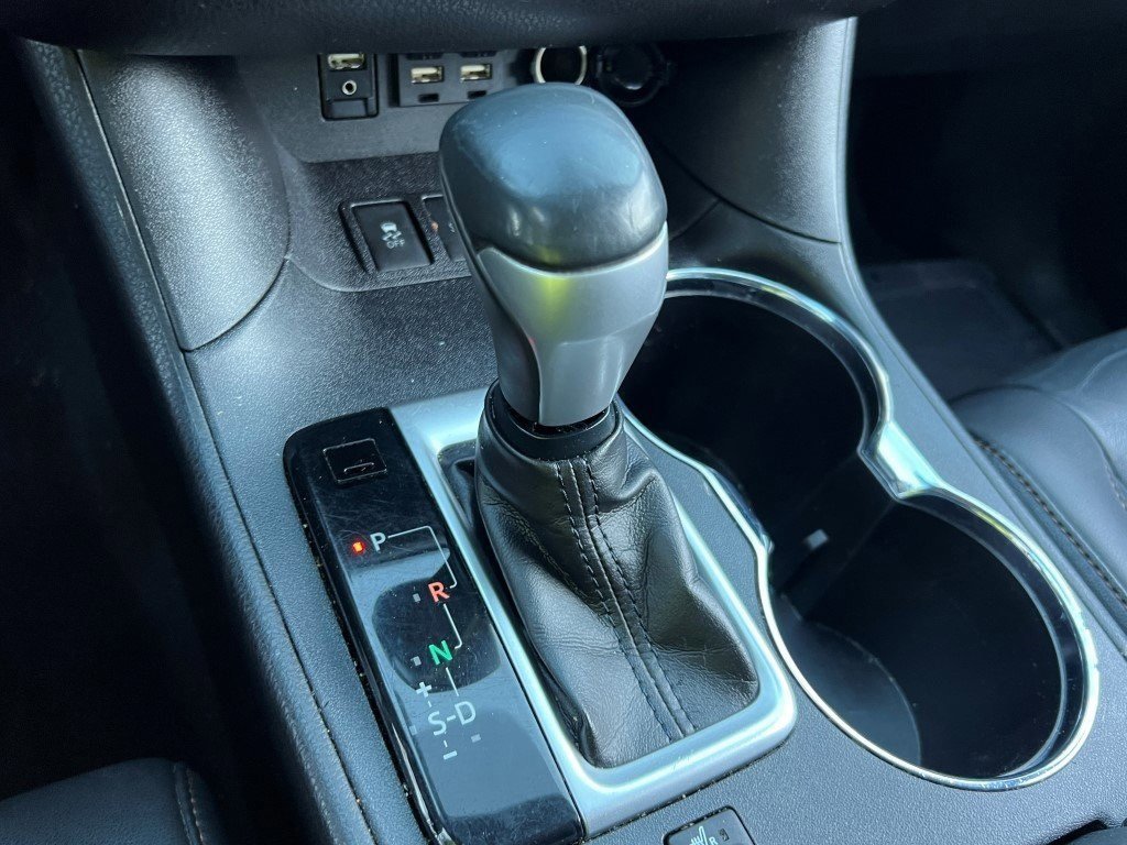 Used 2019 Toyota Highlander XLE image 26