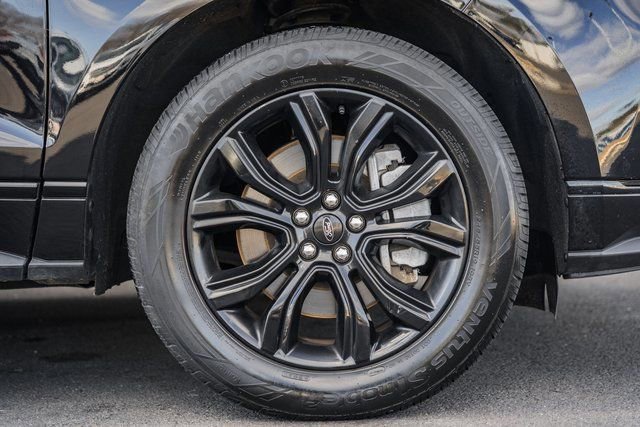 Certified 2022 Ford Edge SE w/ Black Appearance Package image 24