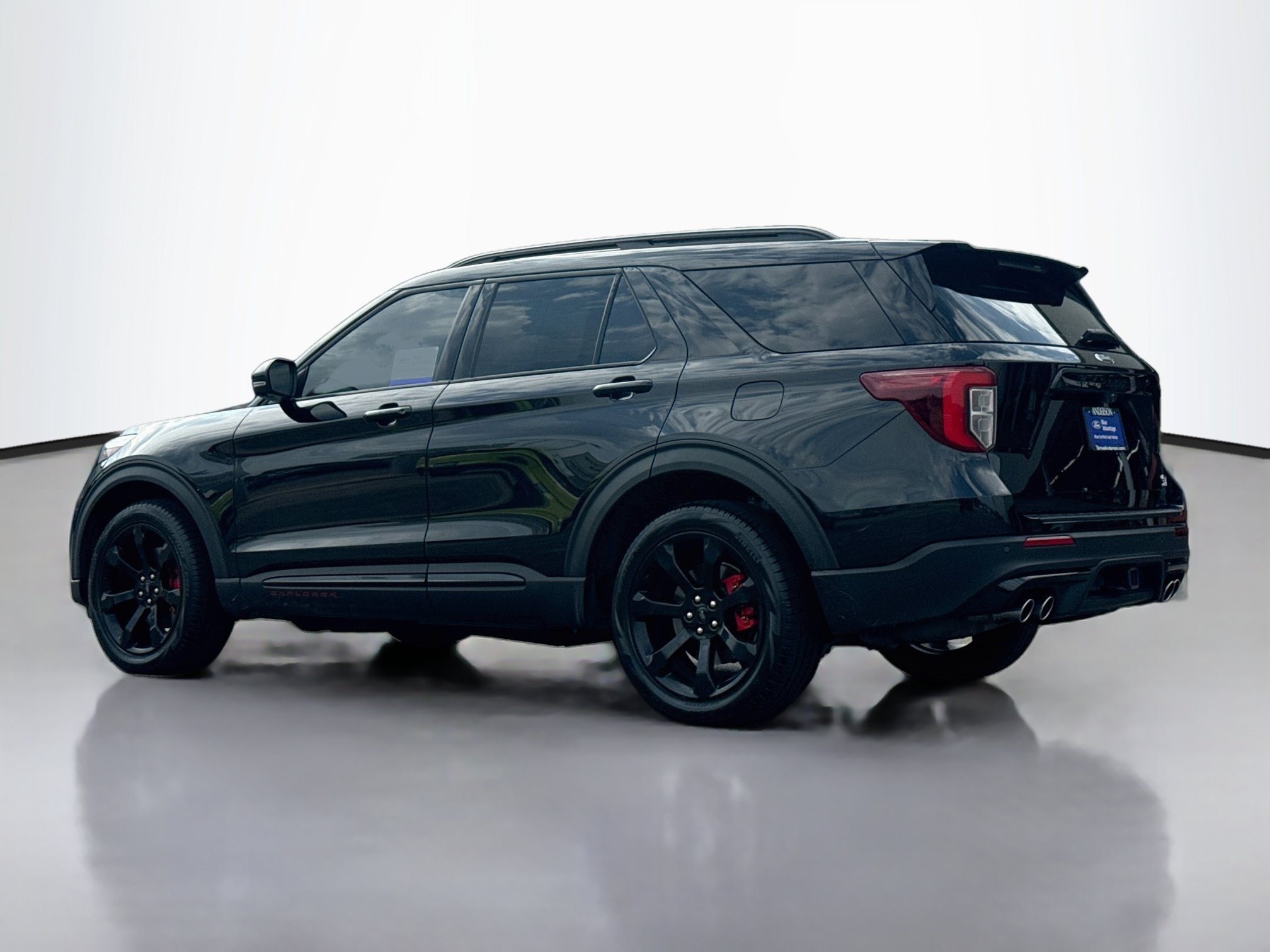 Certified 2023 Ford Explorer ST w/ Equipment Group 401A AWD/4WD image 5