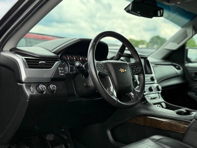 Used 2017 Chevrolet Tahoe LT w/ Luxury Package AWD/4WD image 14