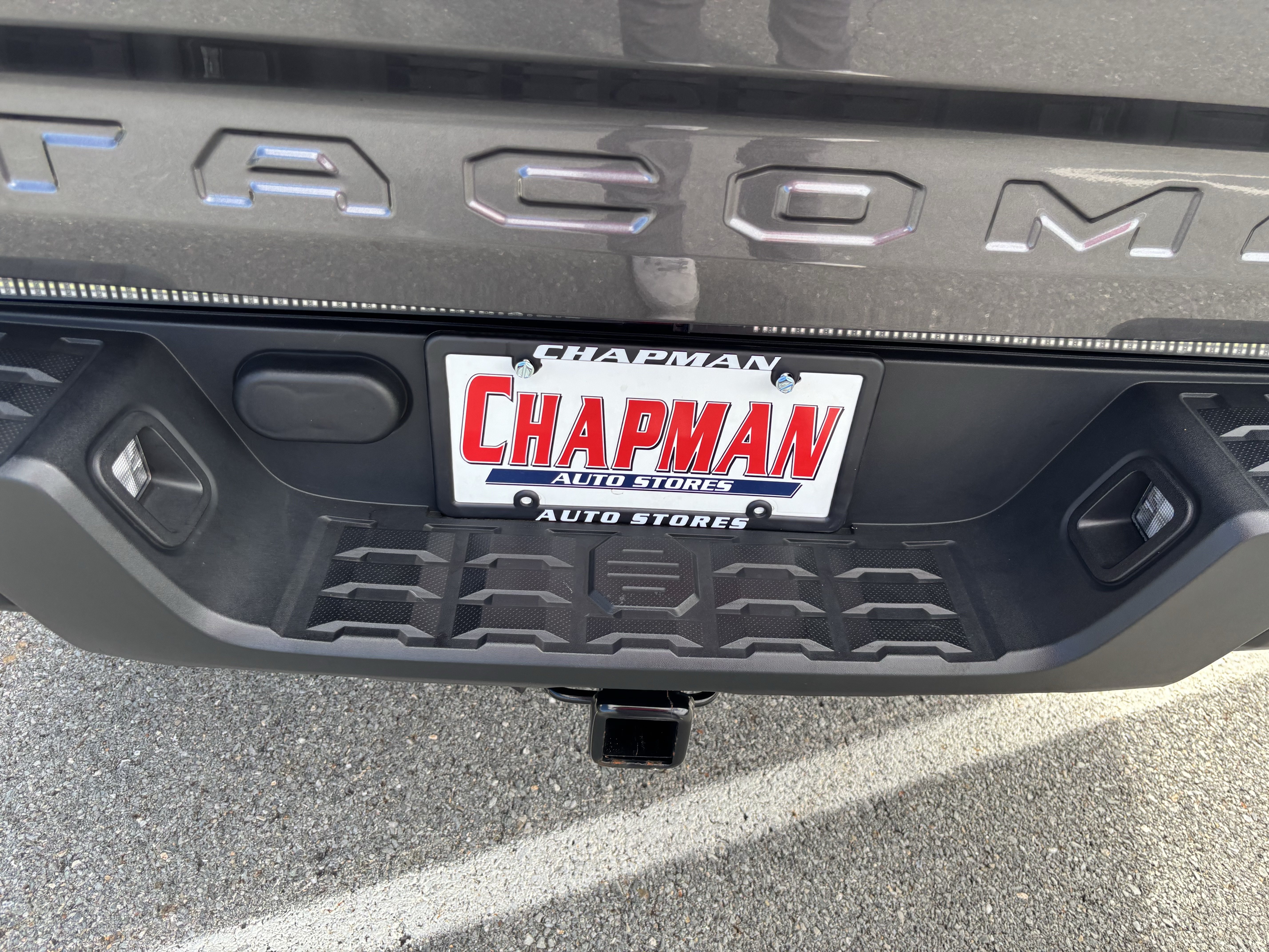 Used 2022 Toyota Tacoma SR AWD/4WD image 32