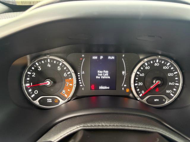 Used 2023 Jeep Renegade Latitude w/ Premium Group image 18