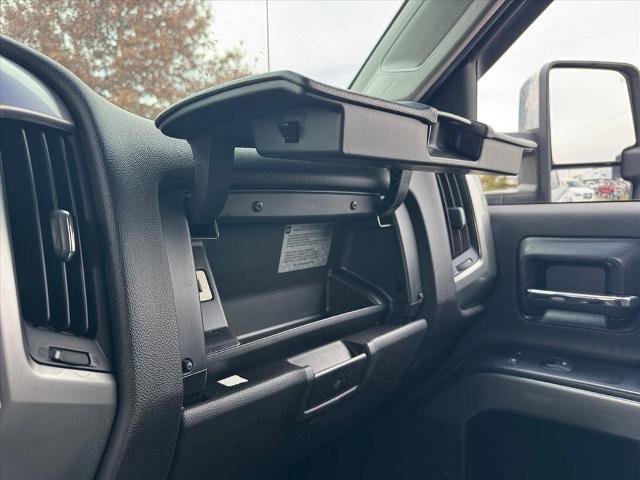 Used 2019 Chevrolet Silverado 1500 LT image 21