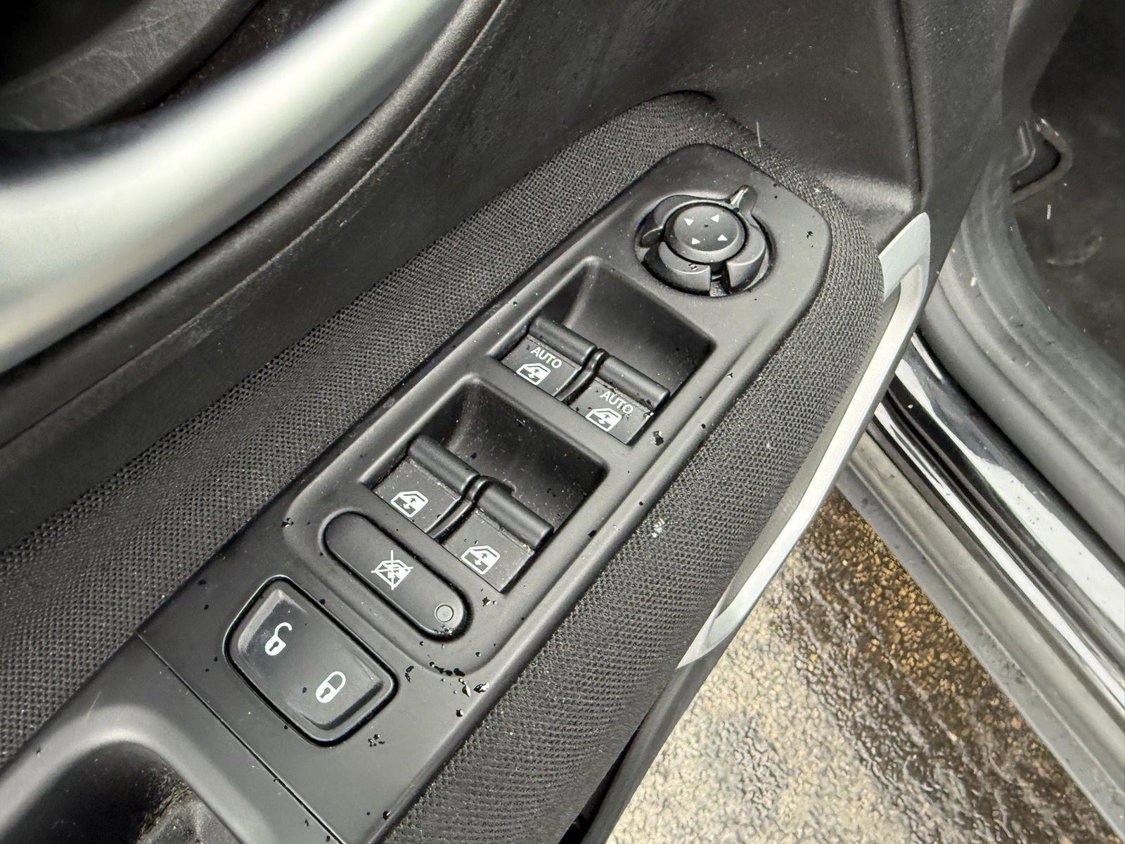 Used 2020 Jeep Renegade Sport image 17