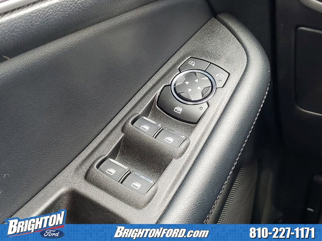 Certified 2024 Ford Edge SEL w/ Convenience Package AWD/4WD image 17
