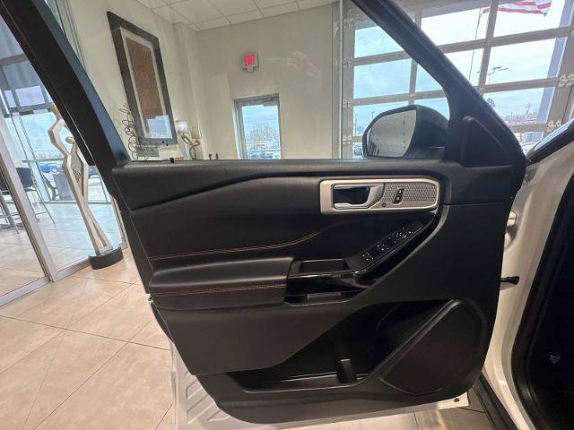 Certified 2023 Ford Explorer ST-Line image 22