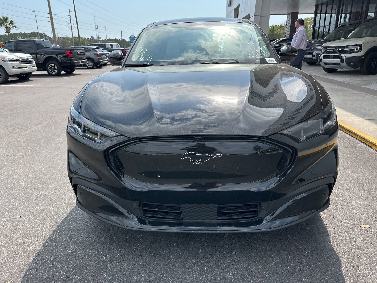 Certified 2025 Ford Mustang Mach-E Premium image 9