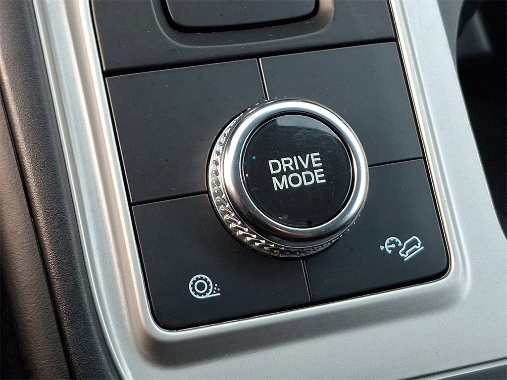 Certified 2022 Ford Explorer XLT w/ Class IV Trailer Tow Package image 25