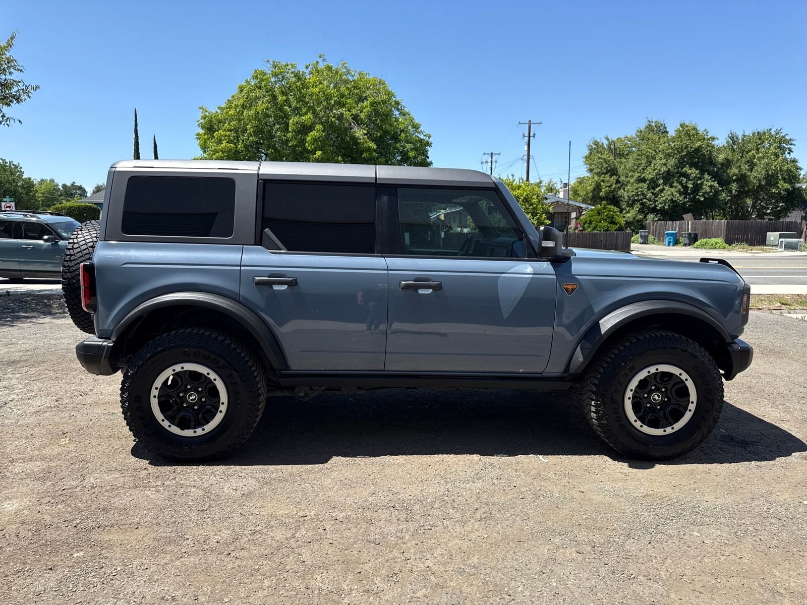 Certified 2023 Ford Bronco Badlands w/ Sasquatch Package AWD/4WD image 6