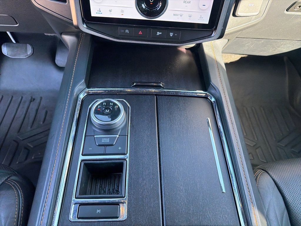 Certified 2022 Ford Expedition Platinum image 29