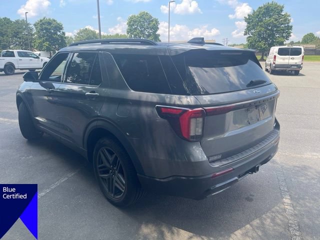 Certified 2025 Ford Explorer ST-Line w/ Premium Package AWD/4WD image 4