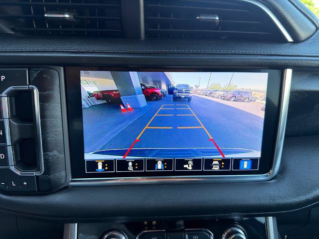 Used 2021 GMC Yukon Denali AWD/4WD image 24