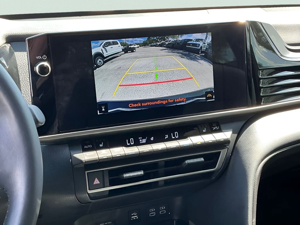 Used 2025 Toyota Camry XSE FWD image 23