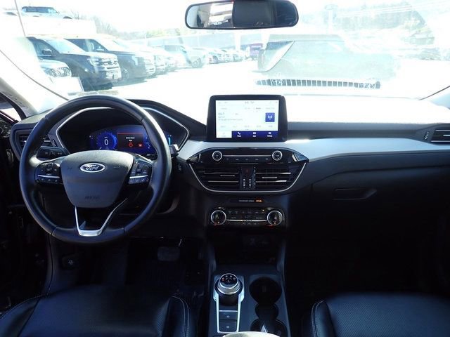 Certified 2022 Ford Escape SEL w/ Technology Package image 12