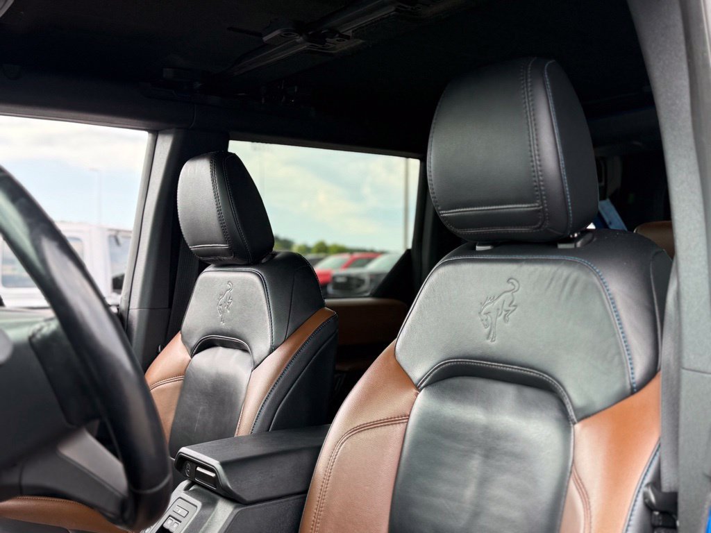 Certified 2023 Ford Bronco Outer Banks w/ Sasquatch Package AWD/4WD image 13