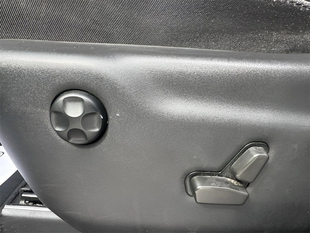 Used 2021 Jeep Grand Cherokee Laredo X image 21