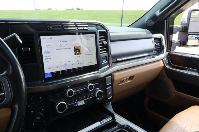 Certified 2023 Ford F250 Lariat w/ Chrome Package AWD/4WD image 23