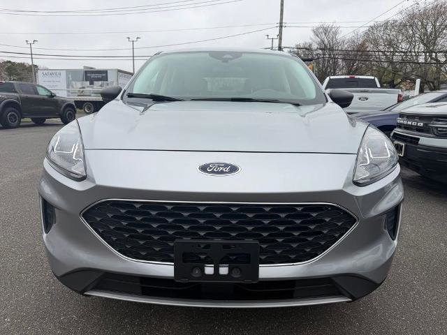 Certified 2022 Ford Escape SE AWD/4WD image 2