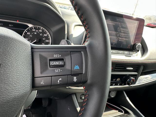 Used 2025 Nissan Rogue SV w/ Rock Creek Premium Package image 30