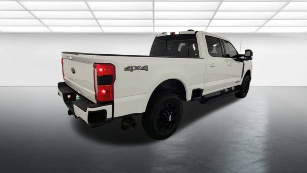 Certified 2024 Ford F250 Lariat w/ Black Appearance Package image 8