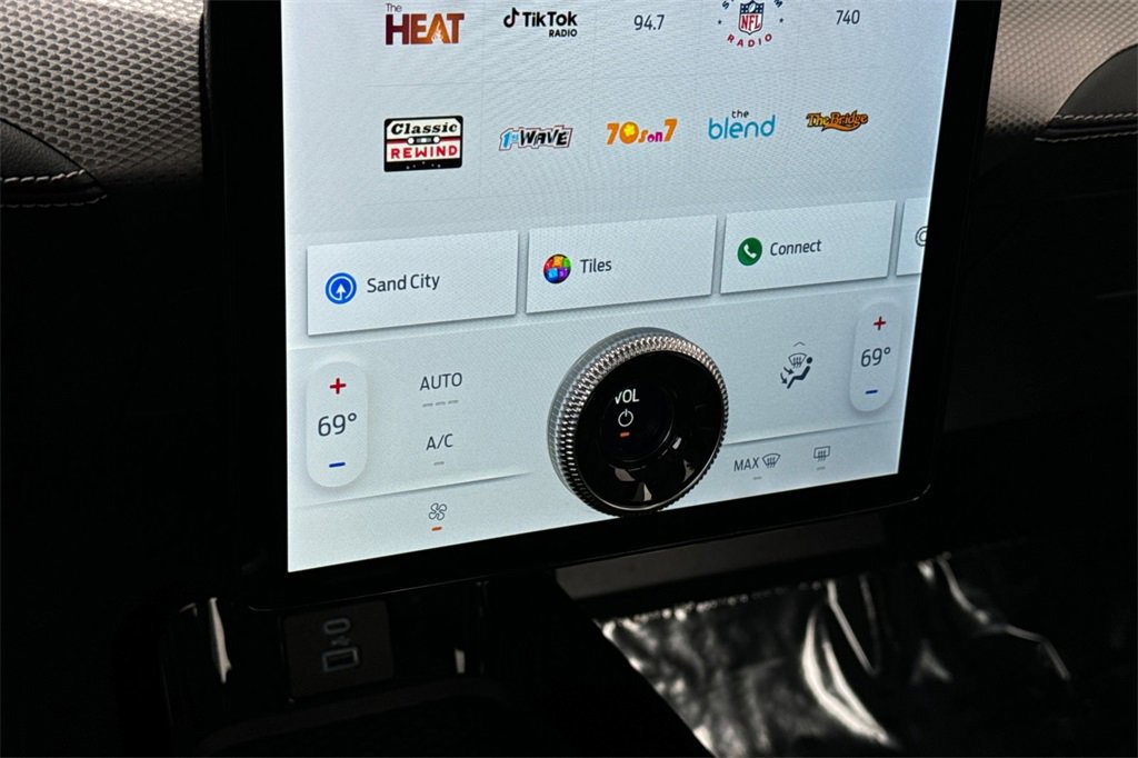 Certified 2022 Ford Mustang Mach-E Select image 18