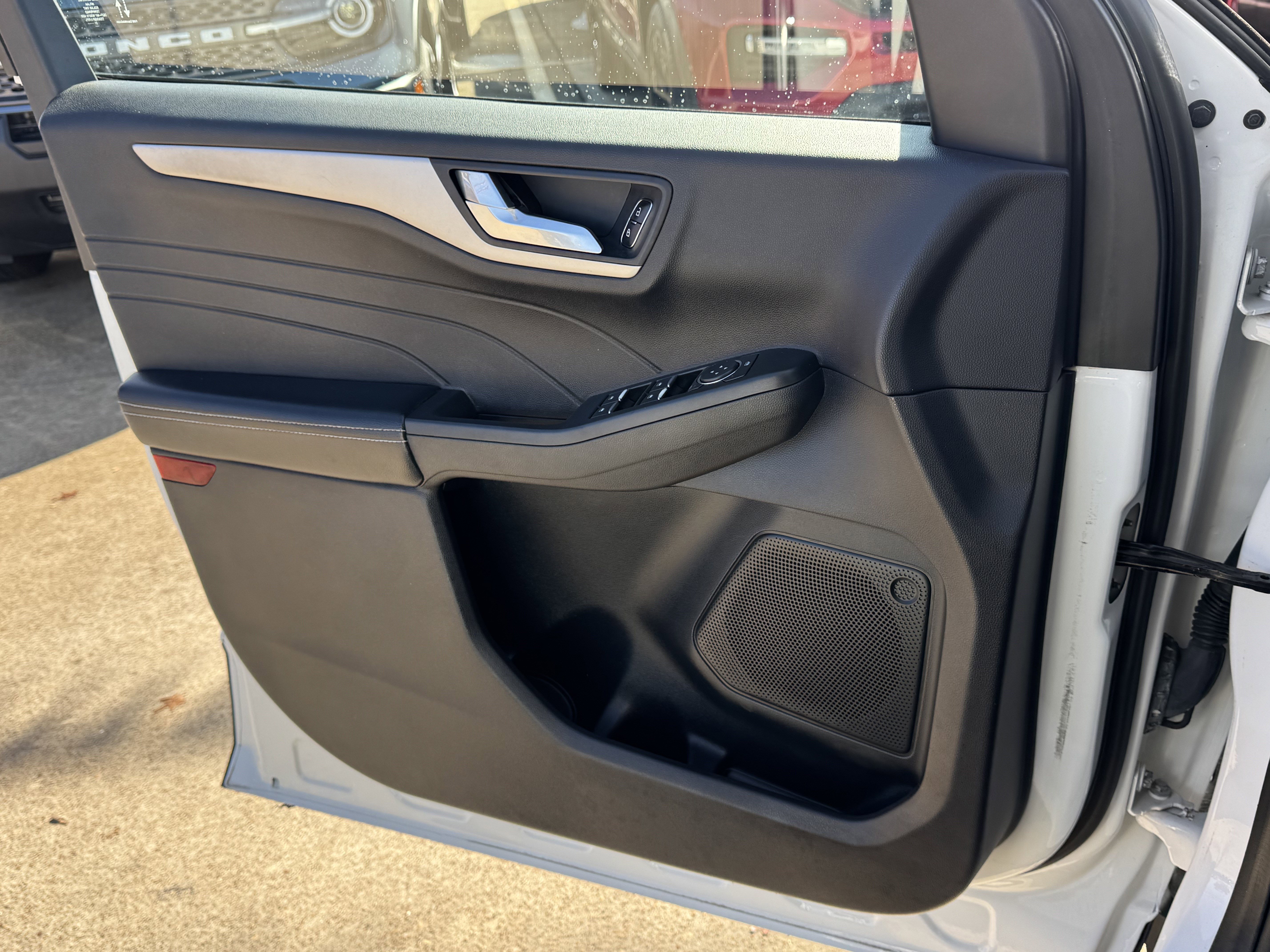 Certified 2021 Ford Escape SEL image 24