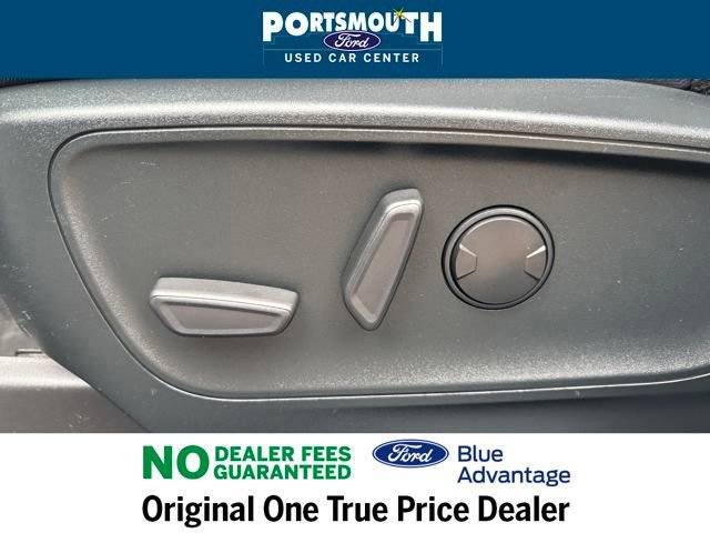 Certified 2022 Ford Escape SEL w/ SEL Stealth AWD Package image 26