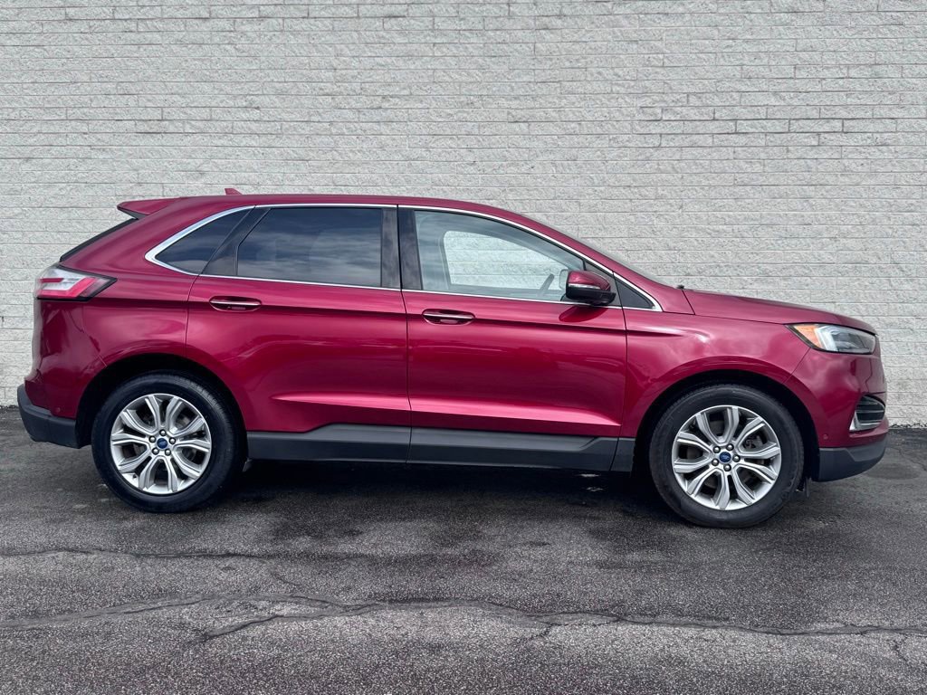 Certified 2019 Ford Edge Titanium w/ Equipment Group 301A image 2