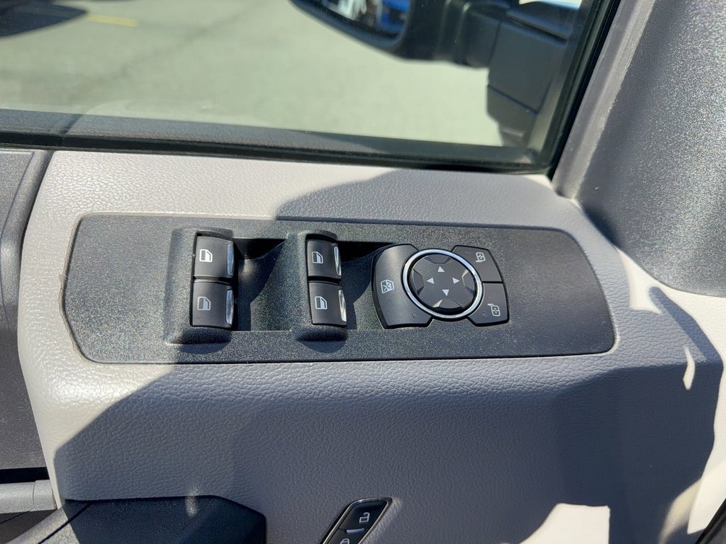 Certified 2018 Ford F250 XL w/ STX Appearance Package image 10