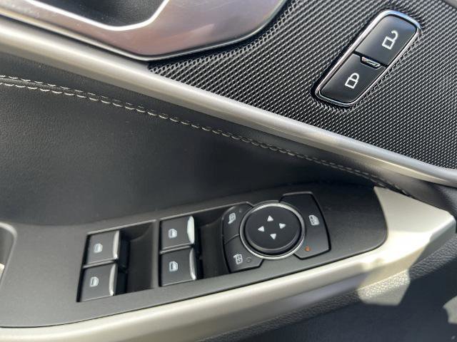 Certified 2021 Ford Explorer XLT w/ Equipment Group 202A image 7