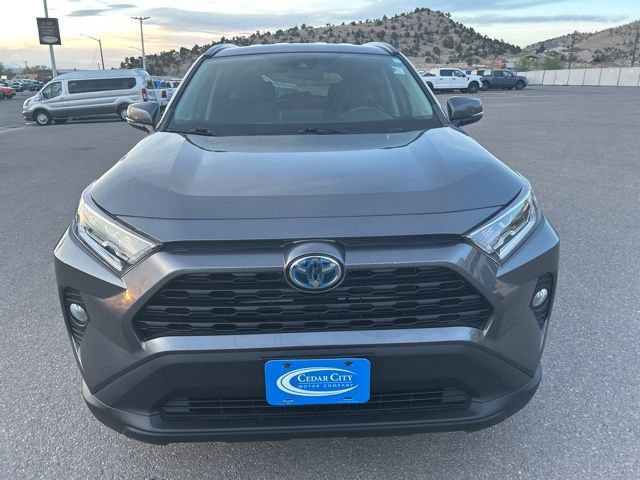 Used 2021 Toyota RAV4 XLE AWD/4WD image 10